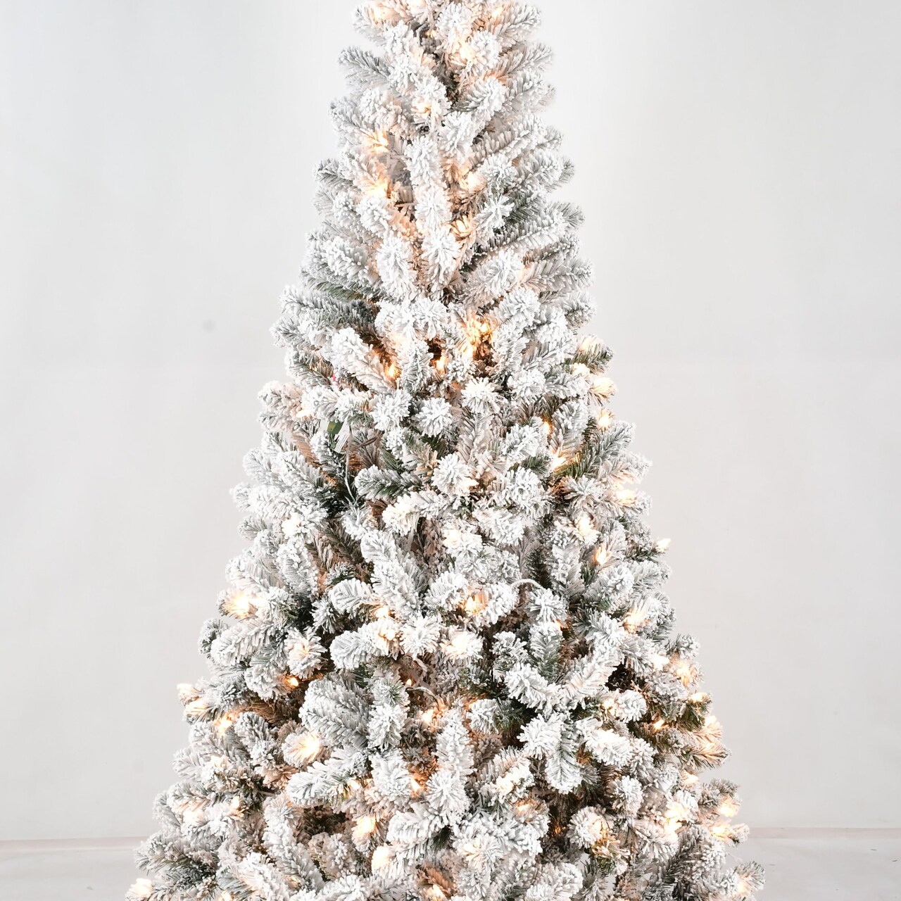 Edge Collections - 5' - White - Flocked Pre-Lit Christmas Tree for Indoor Decor - 1 Piece